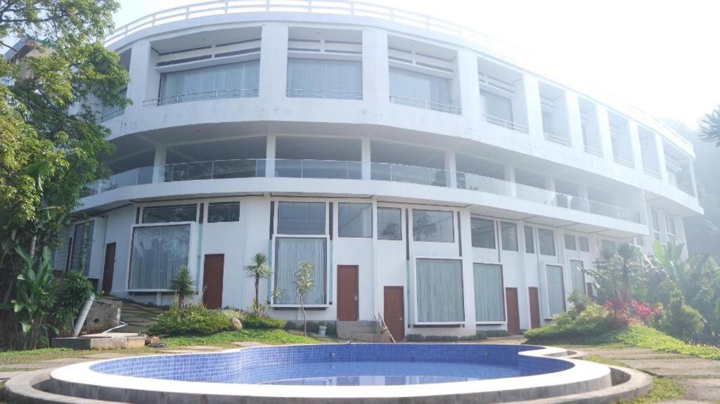 Hotel Pondokan Tjiburial Cimenyan Esterno foto